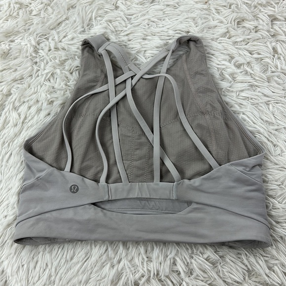 Lululemon Free to Be Serene Bra High Neck Long Line SE *Light Support, C/D Cup - Picture 2 of 3